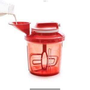 NWT Tupperware  Extra Chef Power Chef - like a food processor without electric